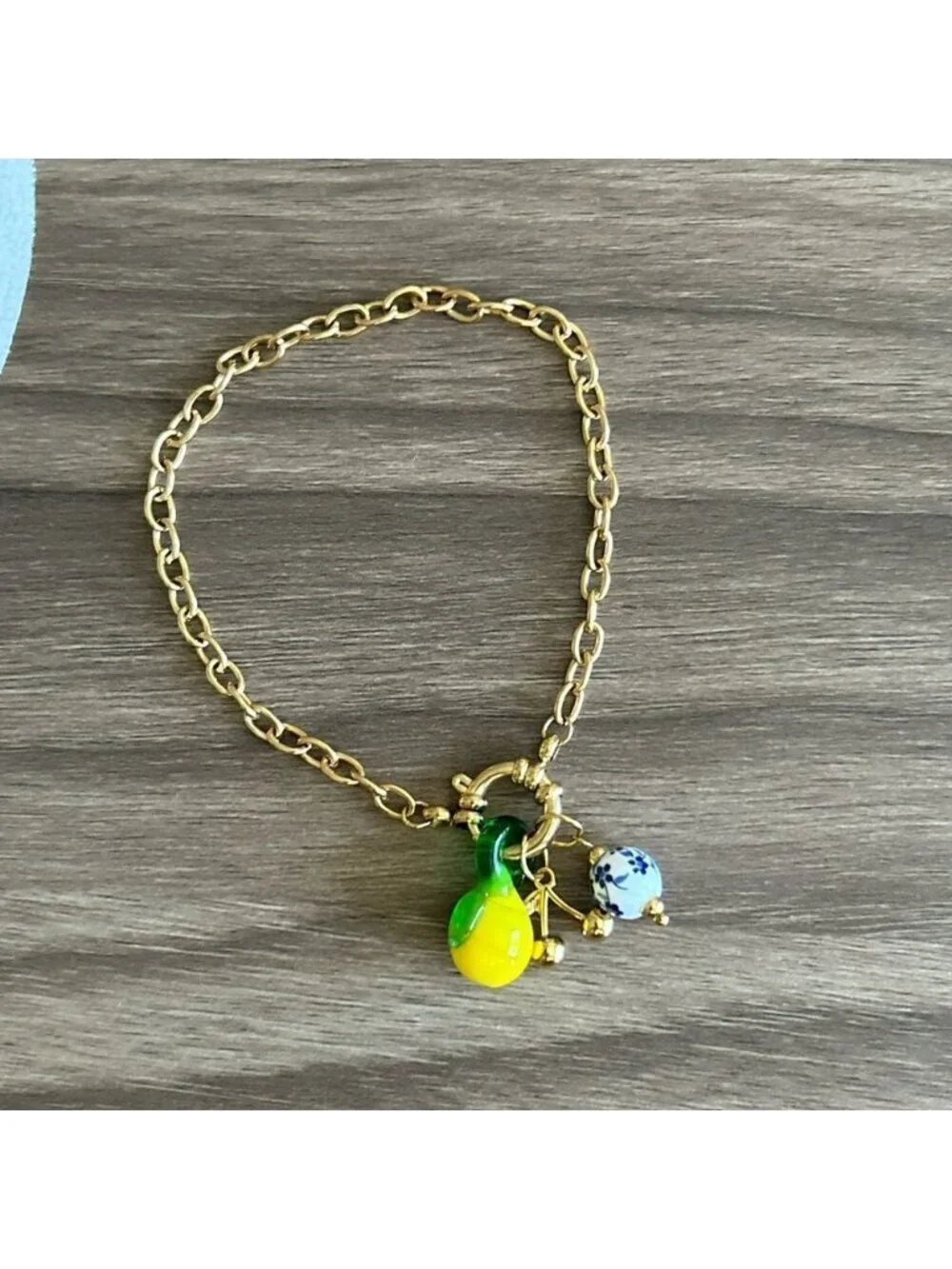 Gold Bracelet with Lemon Q327